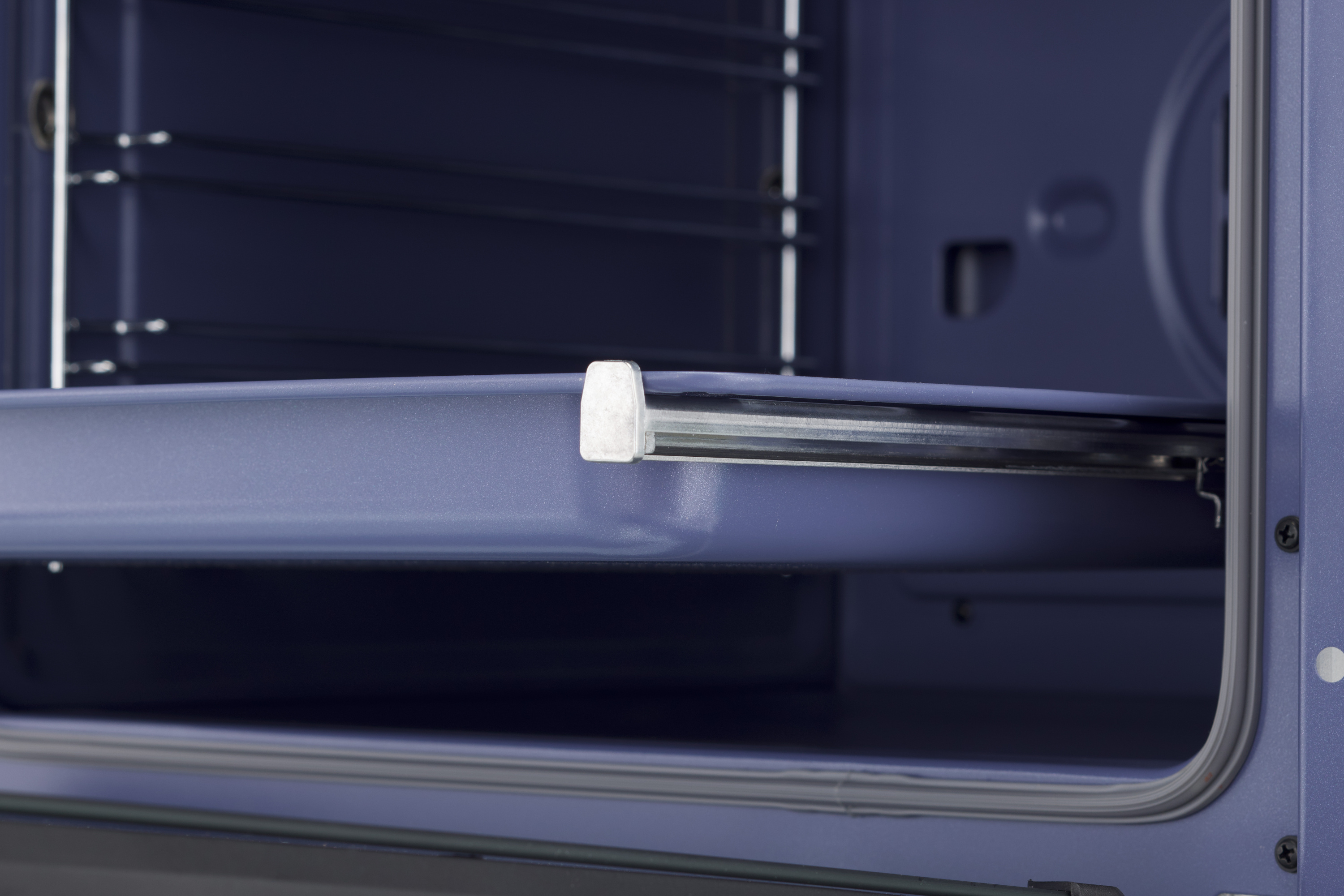 картинка Электрический духовой шкаф Vard VON564X черный 