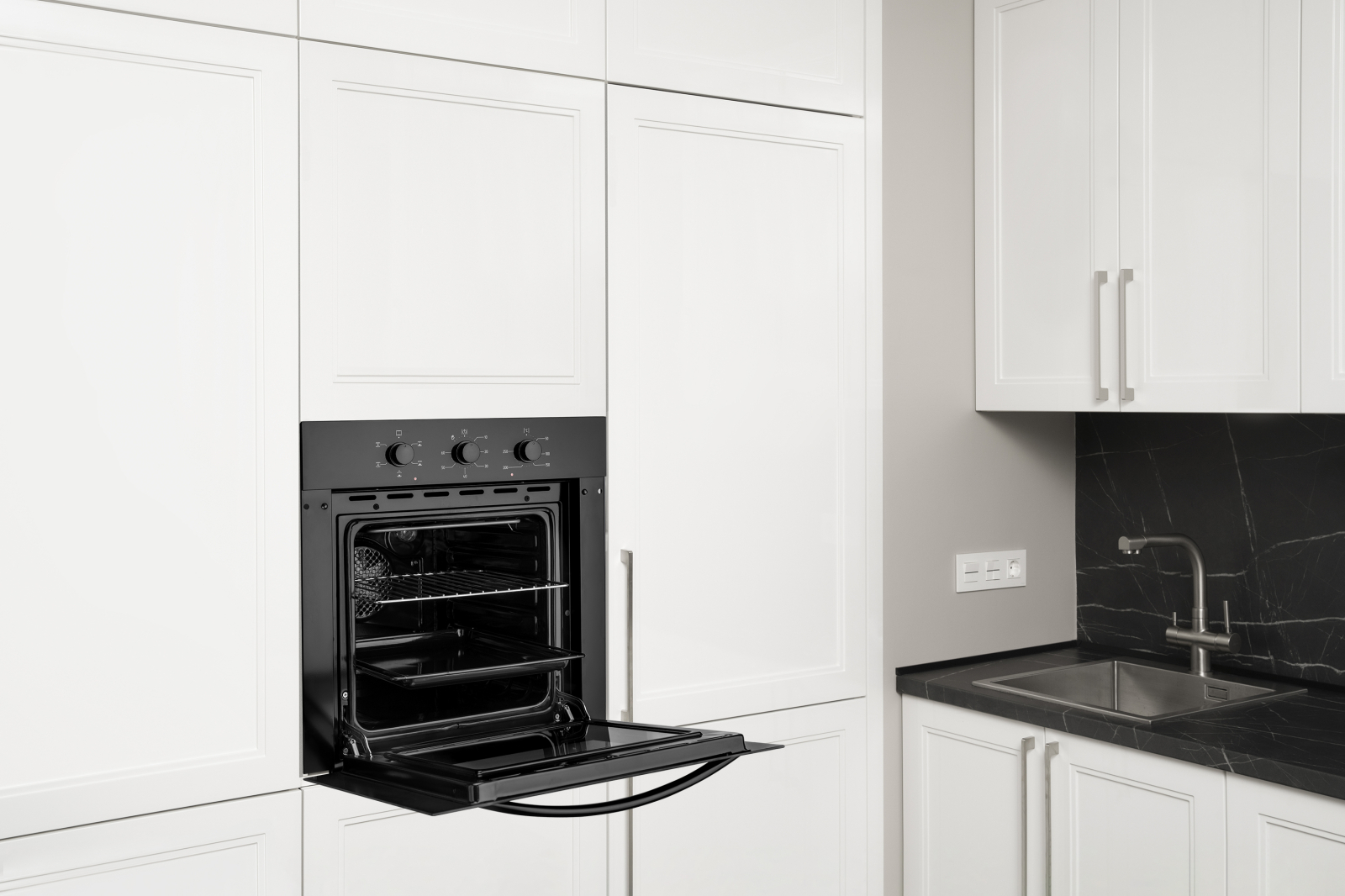 картинка Электрический духовой шкаф Weissgauff EOV 186 LB 