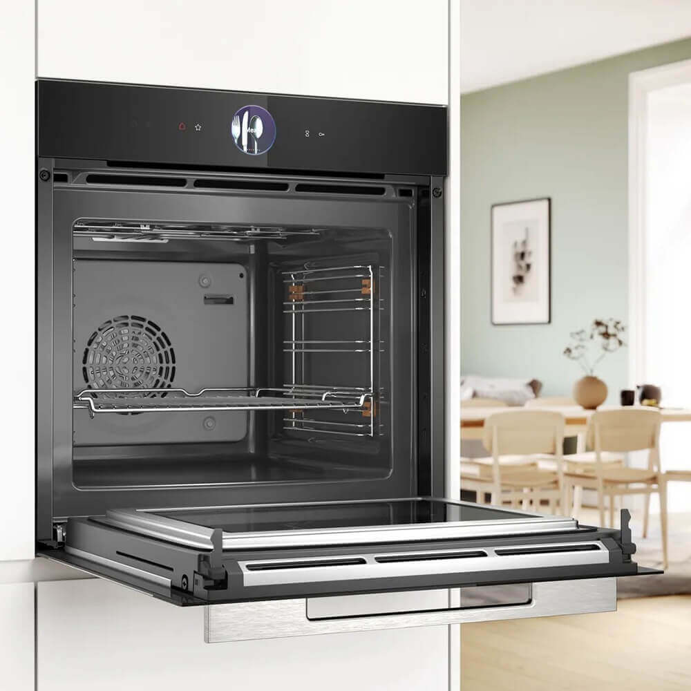 картинка Электрический духовой шкаф с функцией СВЧ Bosch HMG776NB1 черный 