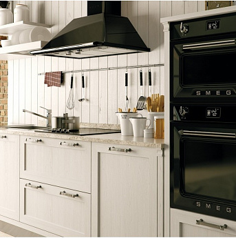 картинка Кухонная вытяжка Smeg KT90BLE 