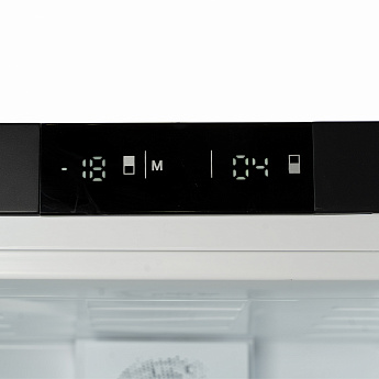 картинка Встраиваемый холодильник Delonghi DCI 17NFE BERNARDO  картинка Встраиваемый холодильник Delonghi DCI 17NFE BERNARDO