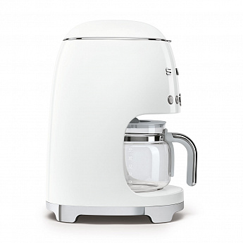 картинка Кофеварка Smeg DCF02WHEU  картинка Кофеварка Smeg DCF02WHEU