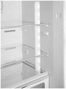 картинка Отдельностоящий холодильник Smeg FAB32ROR5  картинка Отдельностоящий холодильник Smeg FAB32ROR5