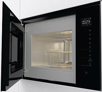 картинка Микроволновая печь Gorenje BMI251SG3BG черный  картинка Микроволновая печь Gorenje BMI251SG3BG черный